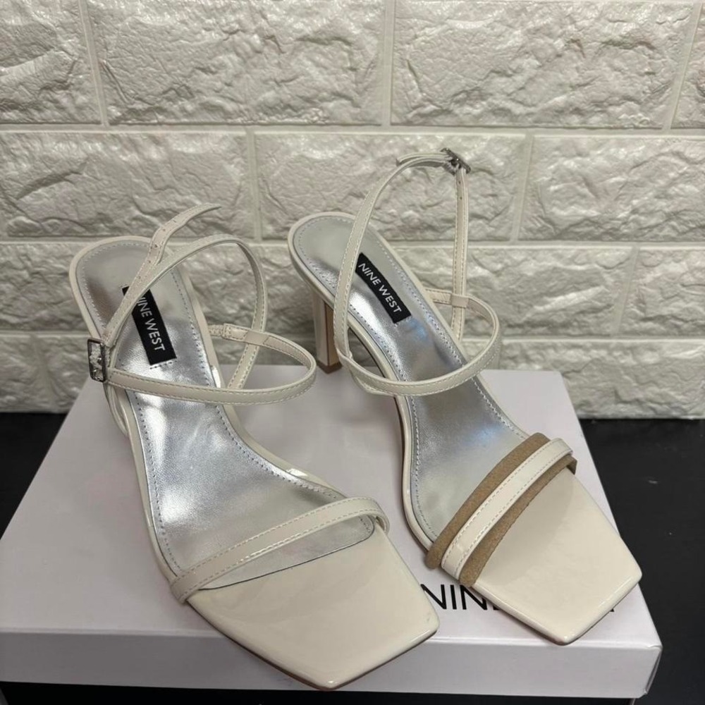 Nine West Women's Olah3 Heeled Sandal, Chic Cream 150, 7.5